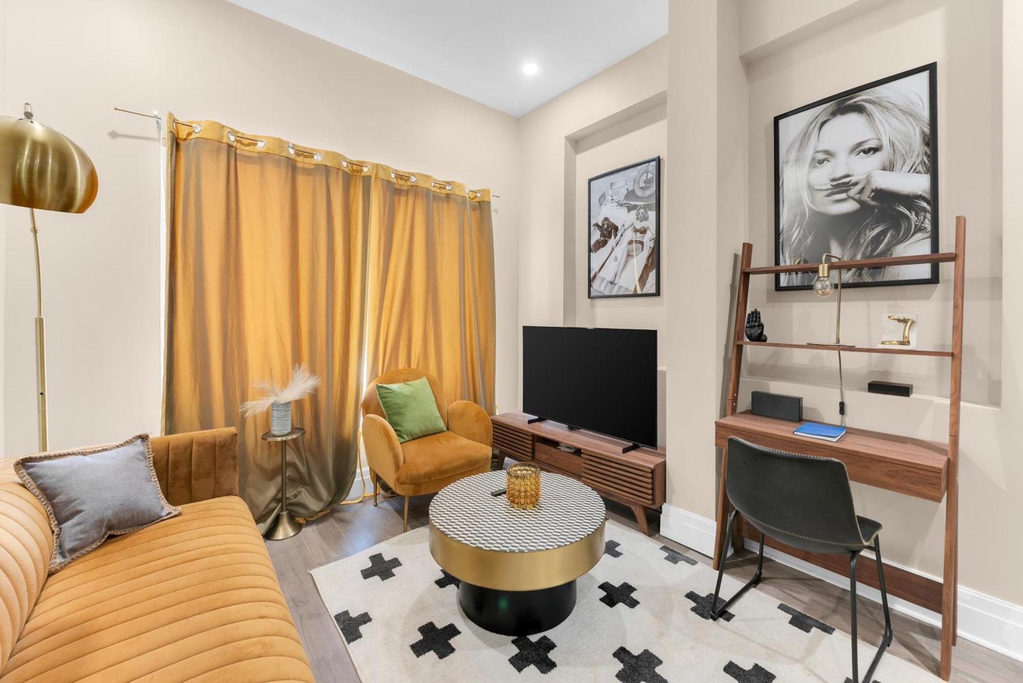 Charming 2Br Bkyrd Near Williamsburg Apartment New York City Exterior photo
